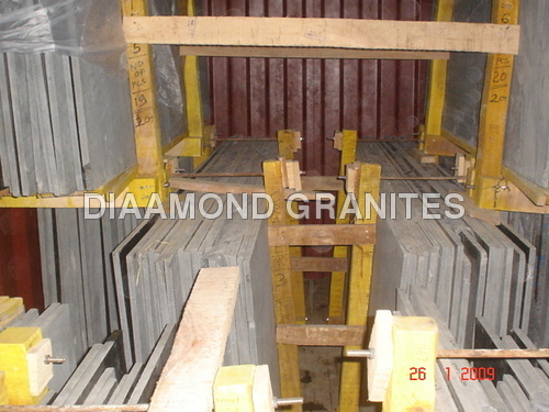 Loose Slabs Packed in Container Loose Slabs Packed in Container
