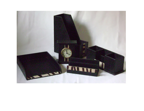 Desktop Set Desktop Set