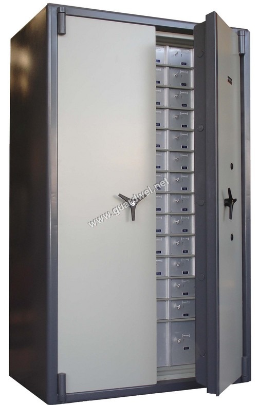 Safe Cum Safe Deposit Locker Safe Cum Safe Deposit Locker