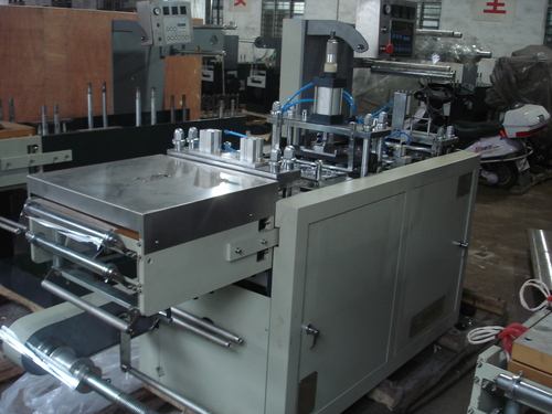 Plastic Lid Making Machine Plastic Lid Making Machine
