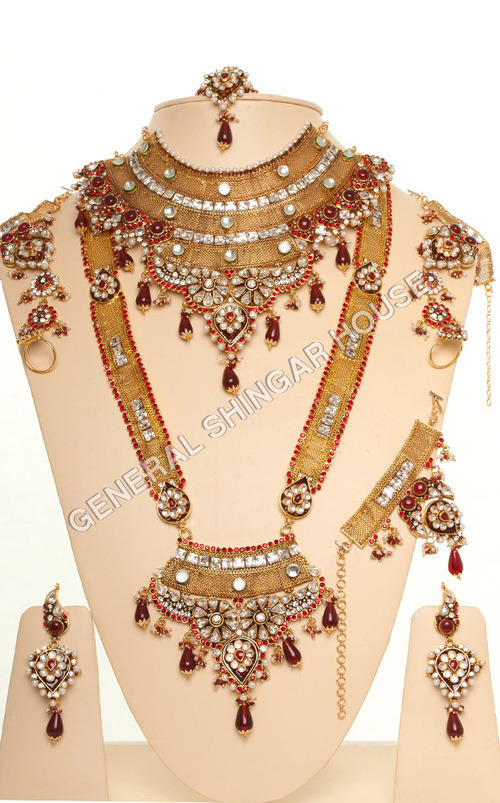 KUNDAN BRIDAL SETS KUNDAN BRIDAL SETS