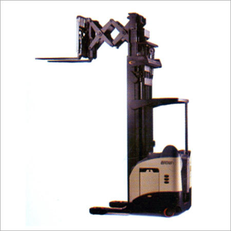 Double Deep Reach Truck (RD 5700 Series) Double Deep Reach Truck (RD 5700 Series)