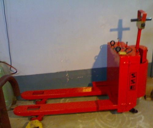 Battery Operated Pallet Truck Battery Operated Pallet Truck