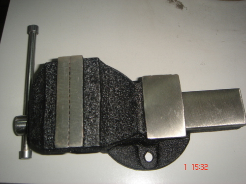 Cast Iron Bench Vice Swivel Base Cast Iron Bench Vice Swivel Base