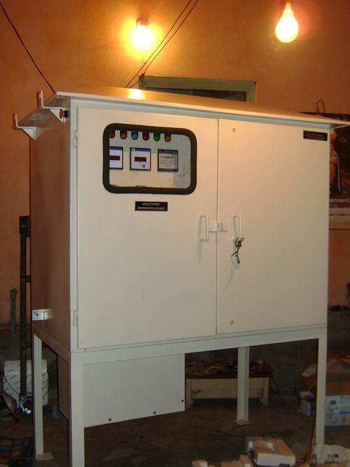 Power Distribution Board (PDB) Power Distribution Board (PDB)