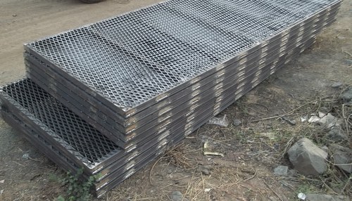 Expanded Flat Bar Grating Expanded Flat Bar Grating