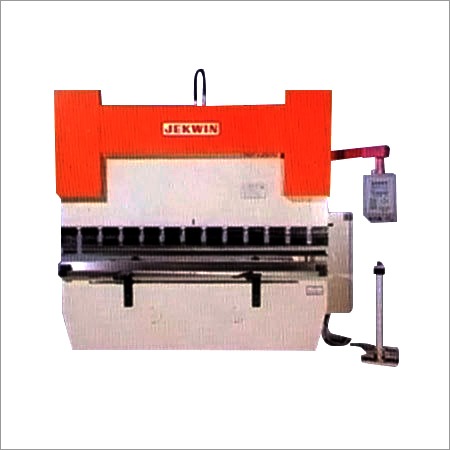 CNC Synchro Hydraulic Press Brakes CNC Synchro Hydraulic Press Brakes