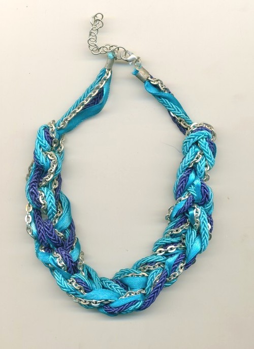Yarn Necklaces Yarn Necklaces