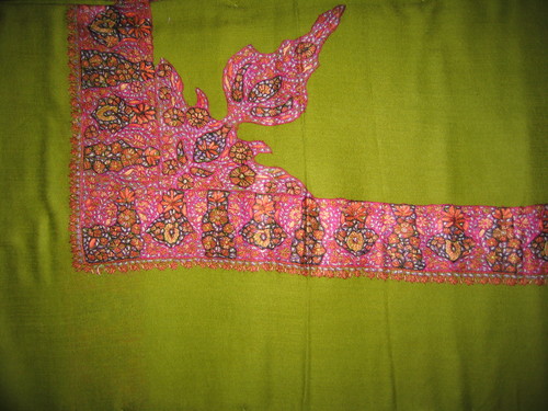 Hand Embroidered Pashmina Shawls Hand Embroidered Pashmina Shawls