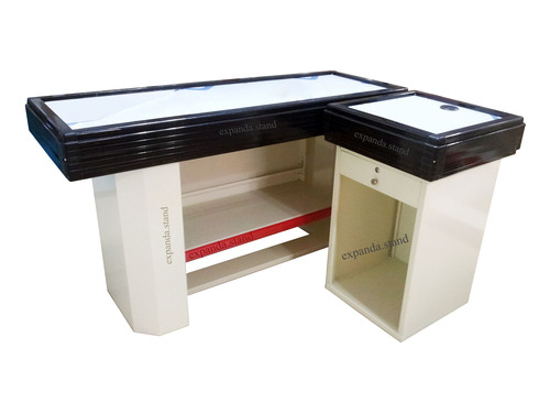 Checkout counter Checkout counter