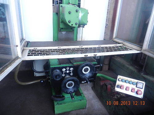 Used Alcera Universal Milling Machine Used Alcera Universal Milling Machine