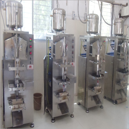 Automatic Pouch Packaging Machine Automatic Pouch Packaging Machine