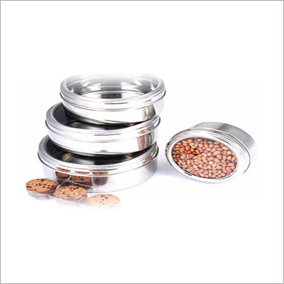 Food Containers With Transperent Covers Food Containers With Transperent Covers