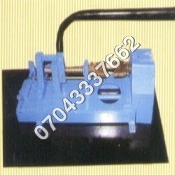 Cashew Nut Cutting Machine Cashew Nut Cutting Machine