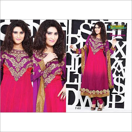 Featuring Pretty Neckline Embroidery Suit Featuring Pretty Neckline Embroidery Suit