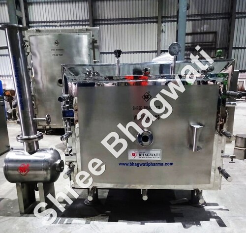 Vacuum Tray Dryer Vacuum Tray Dryer