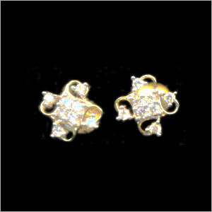 Fashionable Diamond Earrings Fashionable Diamond Earrings