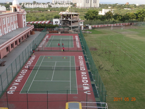 Tennis Court With Chain Link Fencing Tennis Court With Chain Link Fencing