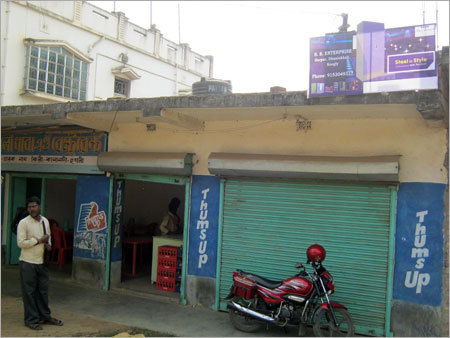 Hoarding Designing Hoarding Designing