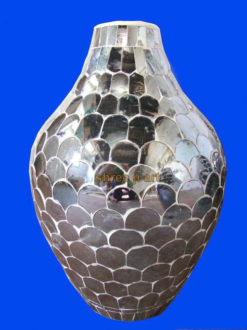 Thikri Glass Work Vases Thikri Glass Work Vases