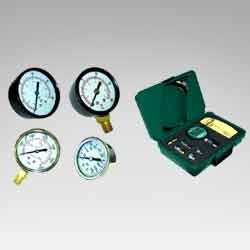 Pressure Gauges & Pressure Test Kits Pressure Gauges & Pressure Test Kits