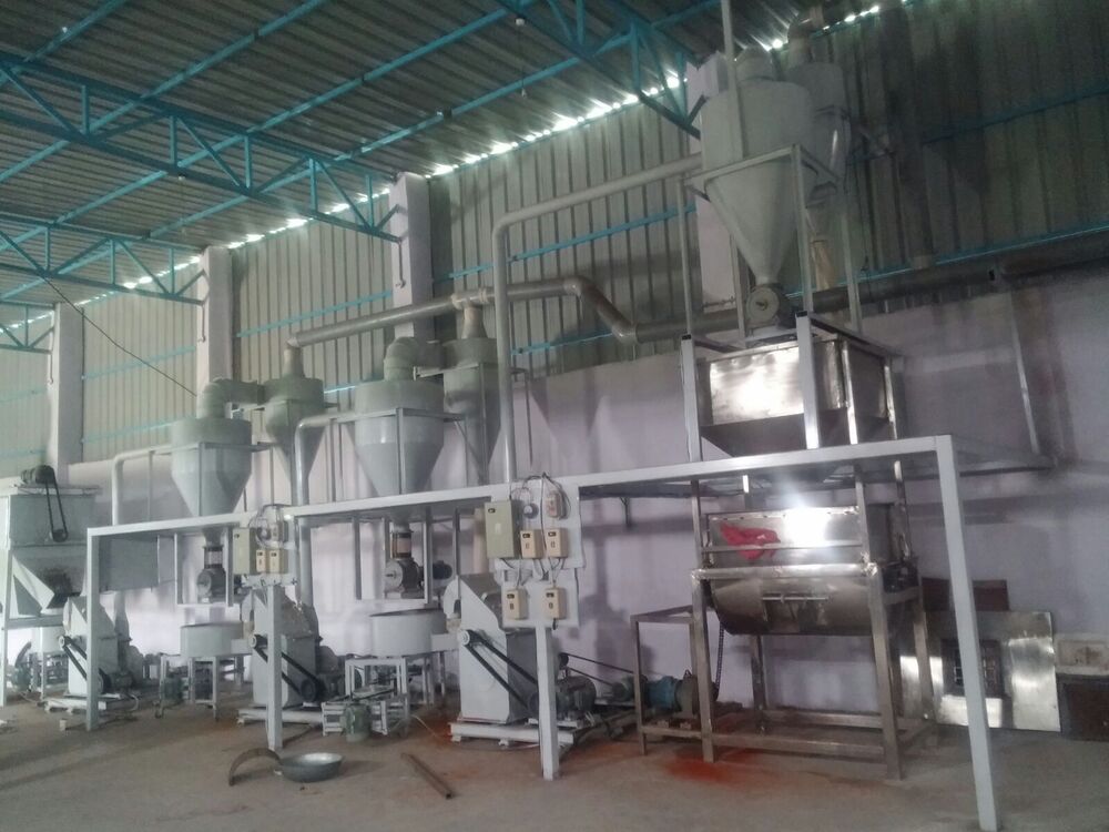 Spice Grinding Machine Spice Grinding Machine