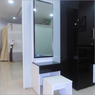 Dublin Series Dressing Table With Stool Dublin Series Dressing Table With Stool