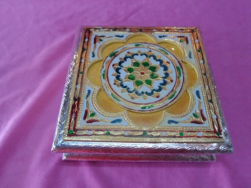 GOLDEN DRYFRUIT BOX GOLDEN DRYFRUIT BOX