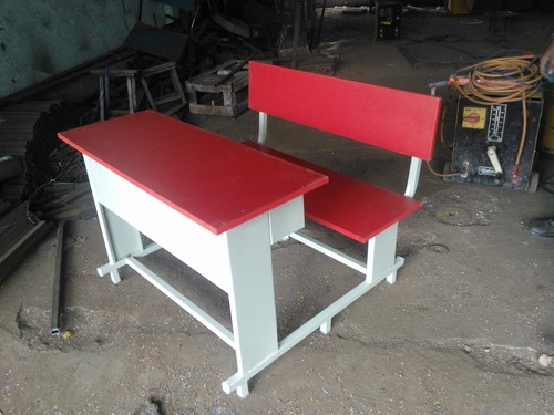 Duel Desk Duel Desk