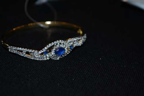 Artificial Bracelets Artificial Bracelets