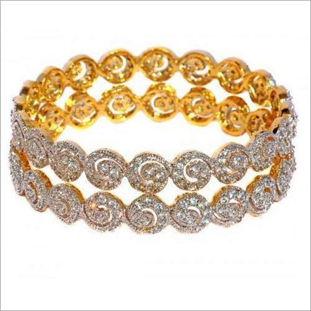Spiral CZ Diamond Bangles Set Spiral CZ Diamond Bangles Set