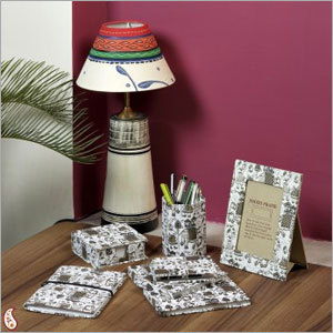 Traditional Gold Print Hand Made Paper Gift Set Traditional Gold Print Hand Made Paper Gift Set