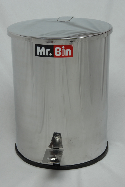 SS Foot Operated Dustbin SS Foot Operated Dustbin