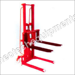 Adjustable Fork Stacker Adjustable Fork Stacker