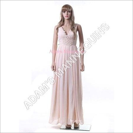 Realistic Plastic Mannequin Realistic Plastic Mannequin
