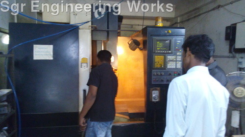 Vertical Machining Center Vertical Machining Center