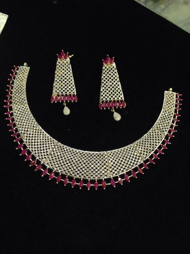 Artificial Neckles Artificial Neckles