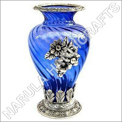 White Metal Flower Vase White Metal Flower Vase