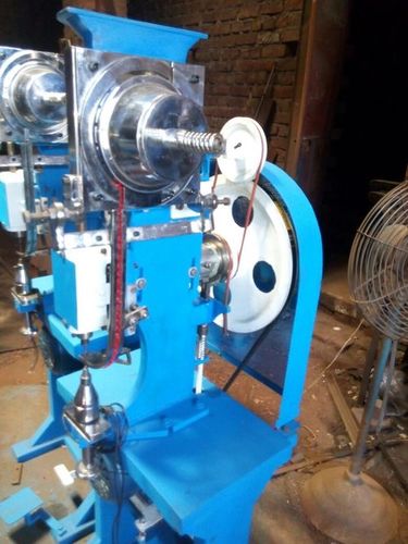 Eyelet Punching Machine Eyelet Punching Machine