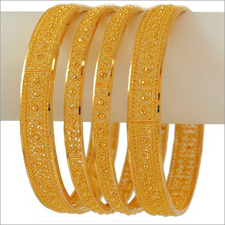Designer Gold Bangle Set Designer Gold Bangle Set
