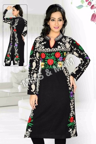 Stylish woolen kurti Stylish woolen kurti