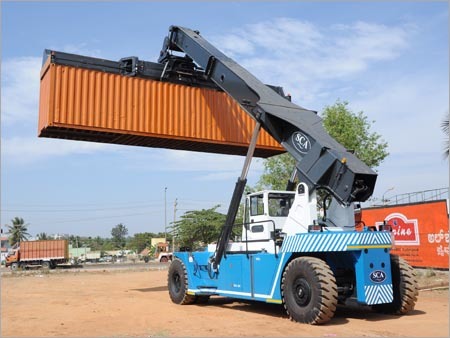 Reach Stackers 5 High Reach Stackers 5 High