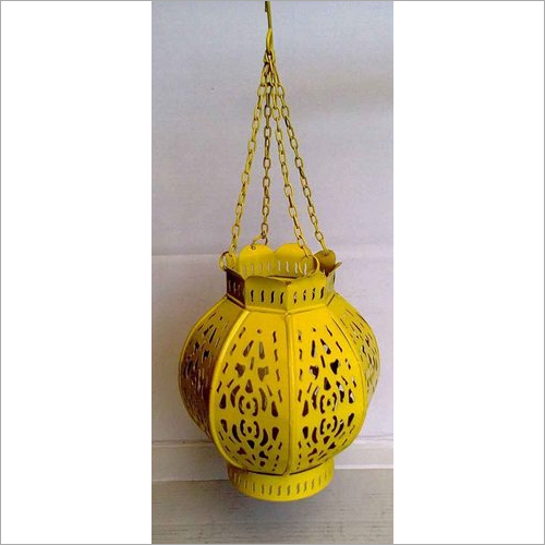 Metal Hanging Lantern Metal Hanging Lantern