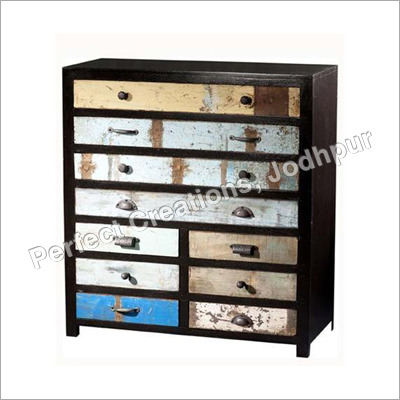 Vintage Industrial Drawer Chest Vintage Industrial Drawer Chest