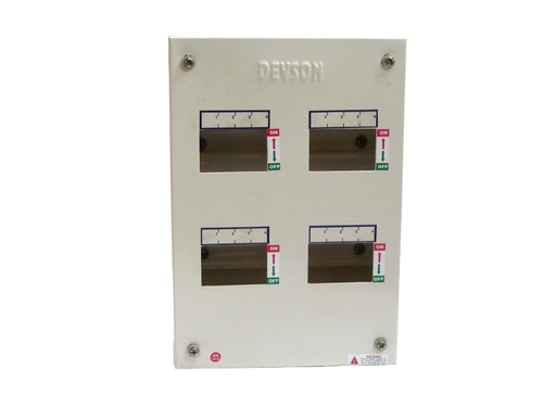 4 Way 3 Phase Single Door MCB Distribution Box 4 Way 3 Phase Single Door MCB Distribution Box