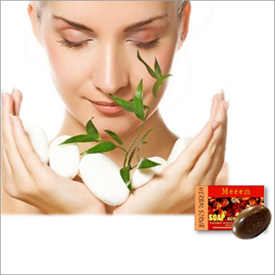 Meeem Beautipac Herbal Scrub Soap Meeem Beautipac Herbal Scrub Soap