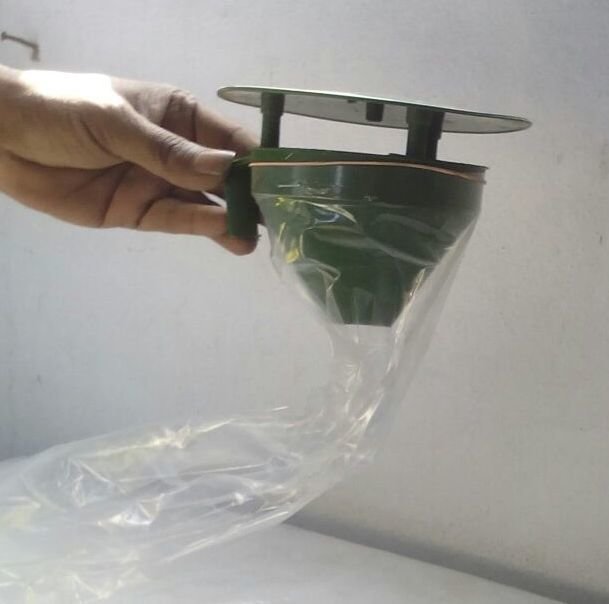 Plastic Pheromone Trap Plastic Pheromone Trap