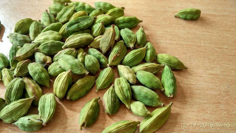 Organic Green Cardamom Organic Green Cardamom