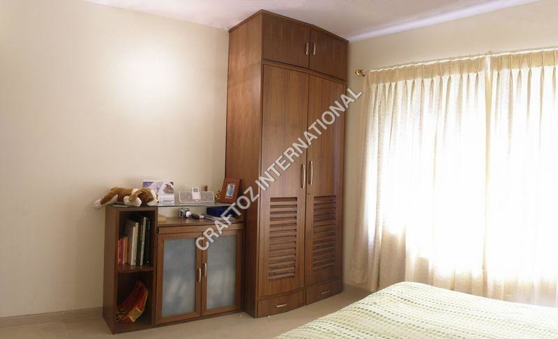 Acacia Wood Almirah Acacia Wood Almirah