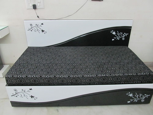 Designer Wooden Bed Designer Wooden Bed